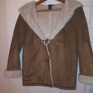 Woman suede coat with fur lining